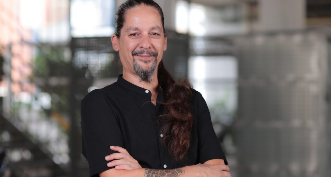 "את כל הניסיון שצברתי בשיווק ופרסום – הלקוחות שלי מקבלים על מגש של כסף"